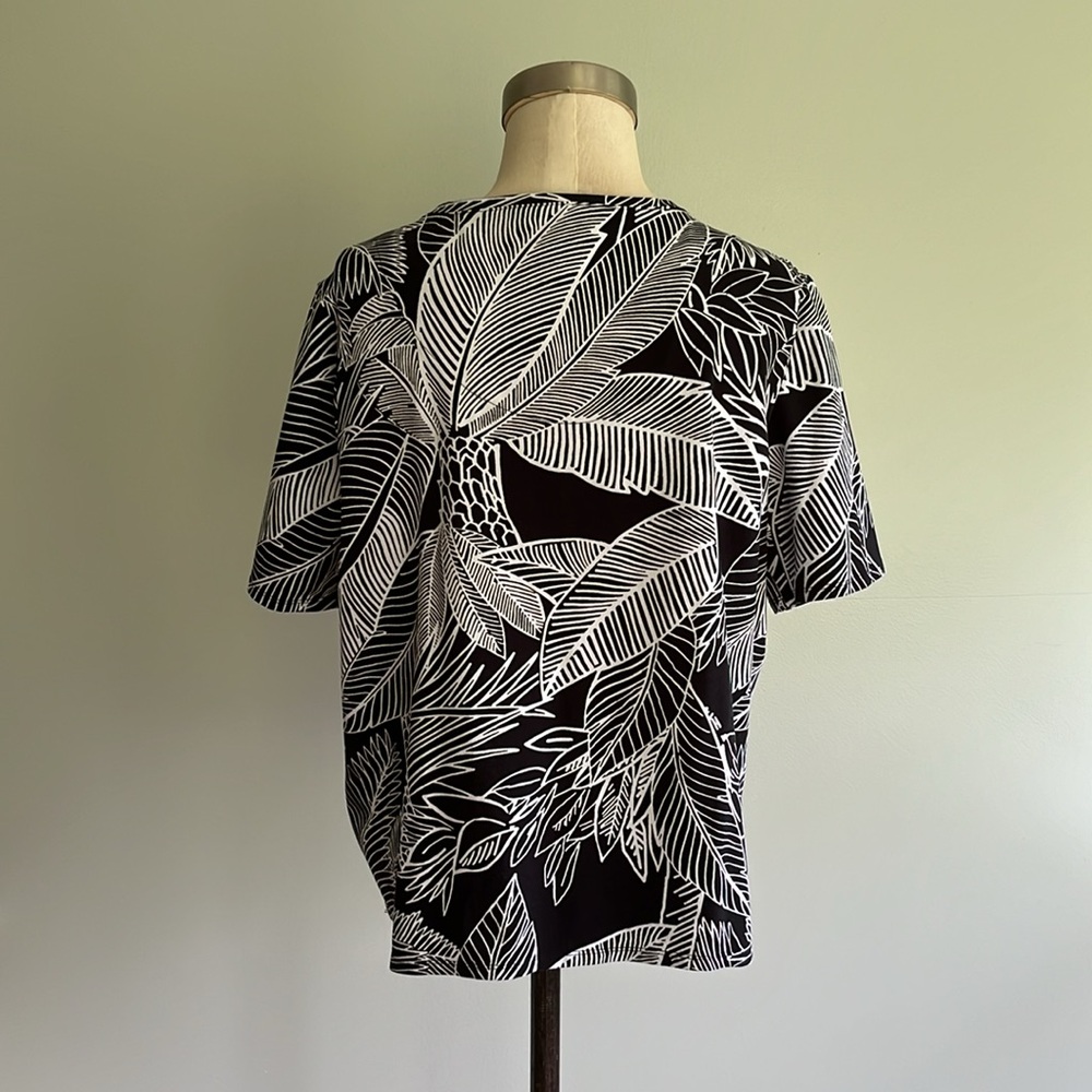 Black and white short sleeve sequin T-shirt - Picture 6 of 9